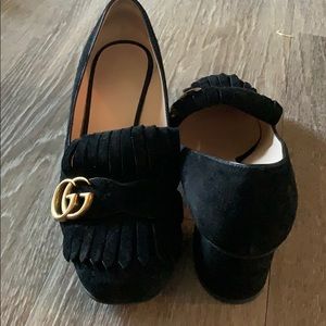 Gucci suede mid-heel pump